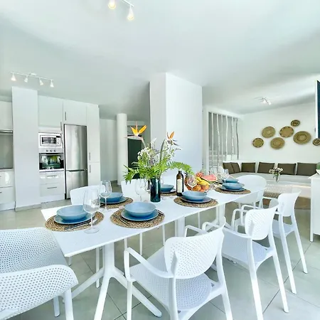 בית נופש Taucho - Private, Heatable Pool, Bbq, 4 Bedrooms - פוארטו דה סנטיאגו