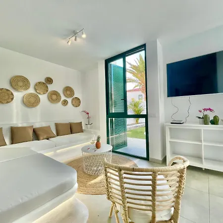 בית נופש Taucho - Private, Heatable Pool, Bbq, 4 Bedrooms - פוארטו דה סנטיאגו