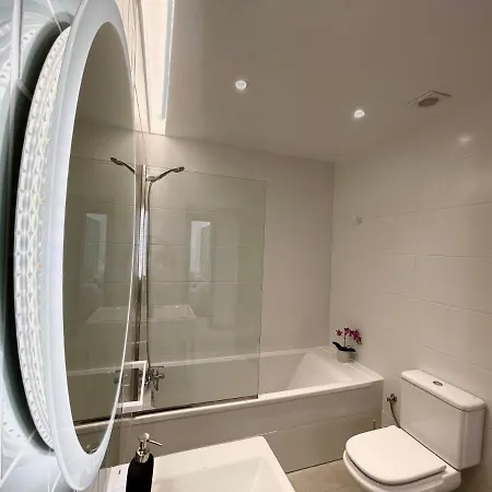 Taucho - Private, Heatable Pool, Bbq, 4 Bedrooms - בית נופש