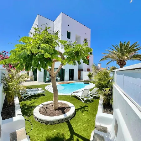 Tatil Evi Taucho - Private, Heatable Pool, Bbq, 4 Bedrooms - *