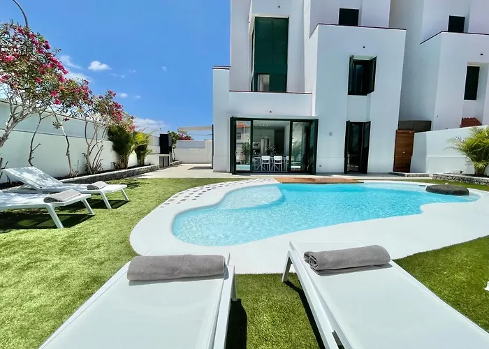 Taucho - Private, Heatable Pool, Bbq, 4 Bedrooms - * 圣地亚哥港