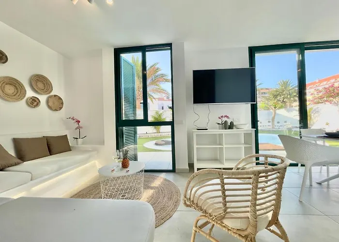 Taucho - Private, Heatable Pool, Bbq, 4 Bedrooms - 圣地亚哥港