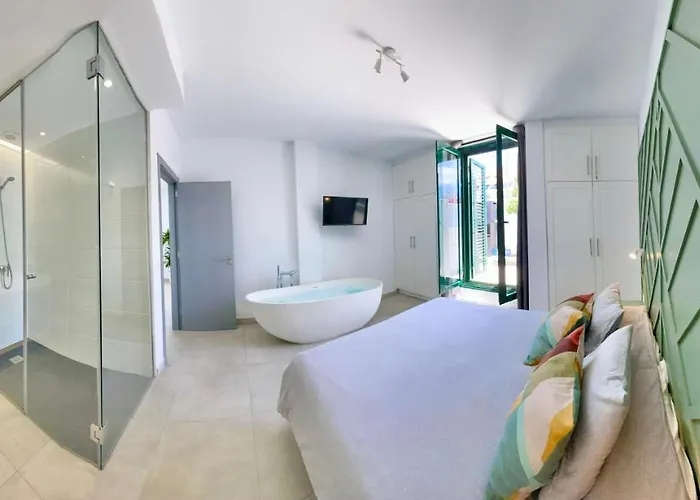 度假居 Taucho - Private, Heatable Pool, Bbq, 4 Bedrooms - 圣地亚哥港