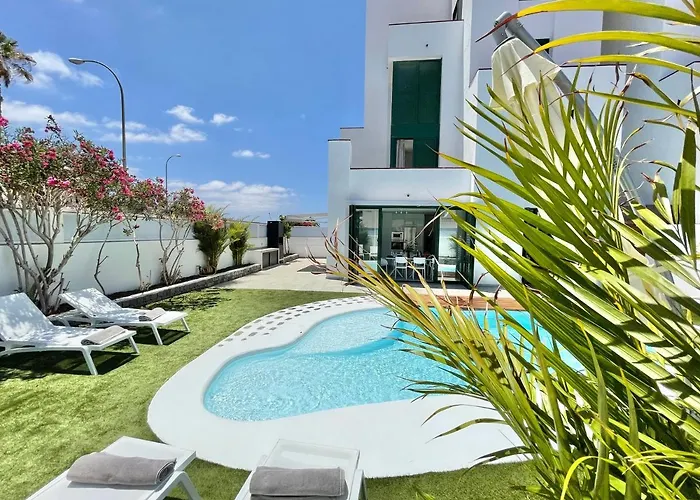بيت للعطل Taucho - Private, Heatable Pool, Bbq, 4 Bedrooms -