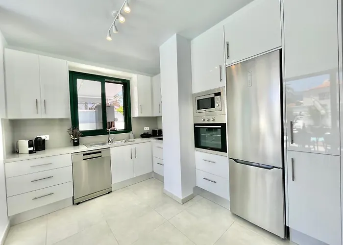 Taucho - Private, Heatable Pool, Bbq, 4 Bedrooms - *